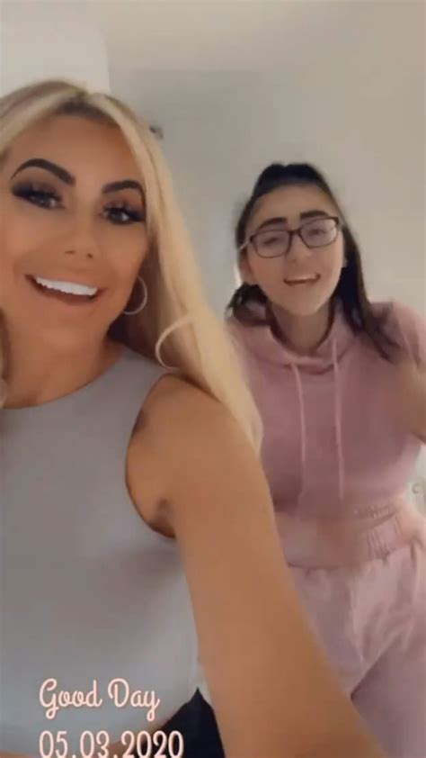 chloe ferry sister|Chloe Ferry shares RARE photo of her sister and they。